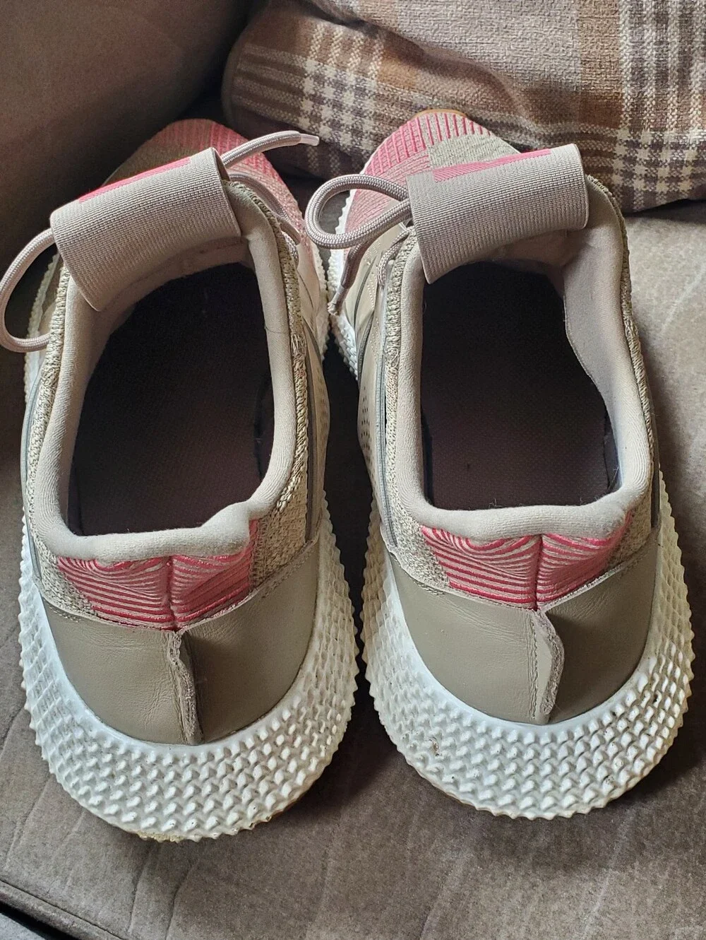 adidas Prophere Trace 2018 In Khaki And Chalk Pink Mens Size 13